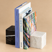 Bookends Cubos