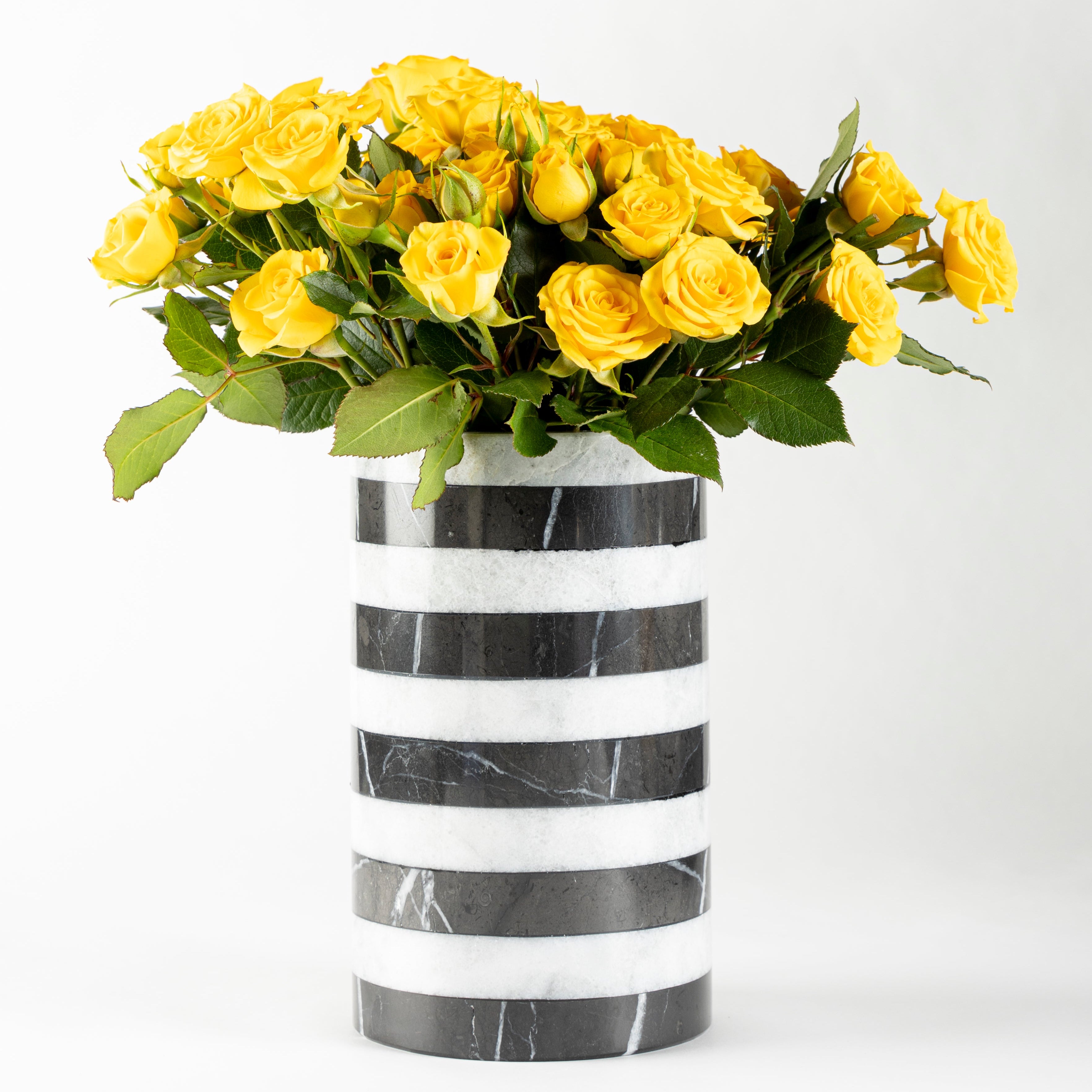 Florero Black & White Stripes