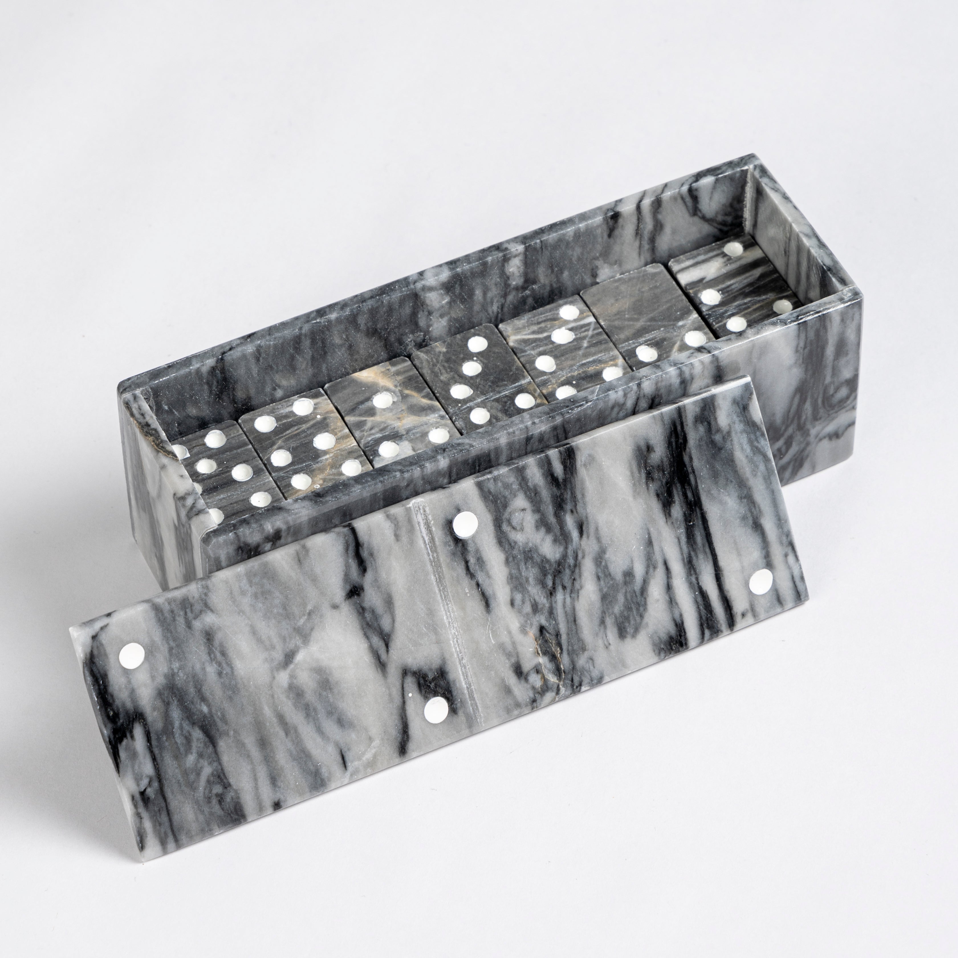 Domino